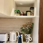 Lejlighed - Kitchen - Wifi - Air Conditioning - Center - Tram *